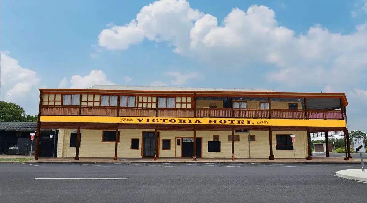 victoria hotel home hero1